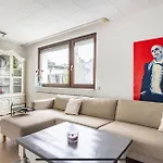 Haus 6 Pers Mit Garten 15 Min Zur Messe Duesseldorf *