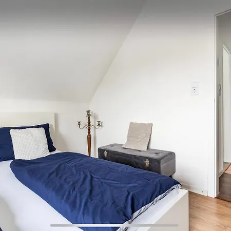 Prázdninový dům Haus 6 Pers Mit Garten 15 Min Zur Messe Duesseldorf Krefeld
