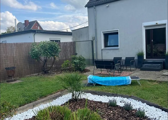 Haus 6 Pers Mit Garten 15 Min Zur Messe Duesseldorf *