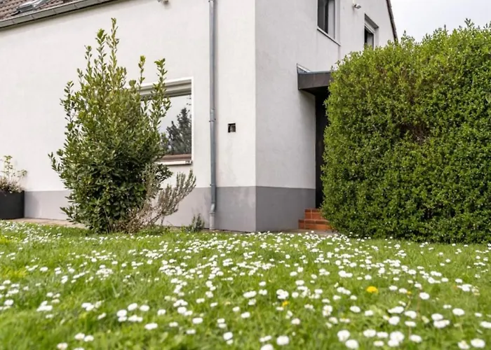 Haus 6 Pers Mit Garten 15 Min Zur Messe Duesseldorf