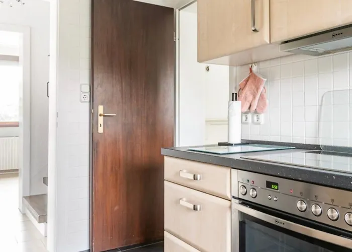 Haus 6 Pers Mit Garten 15 Min Zur Messe Duesseldorf Tatil Evi